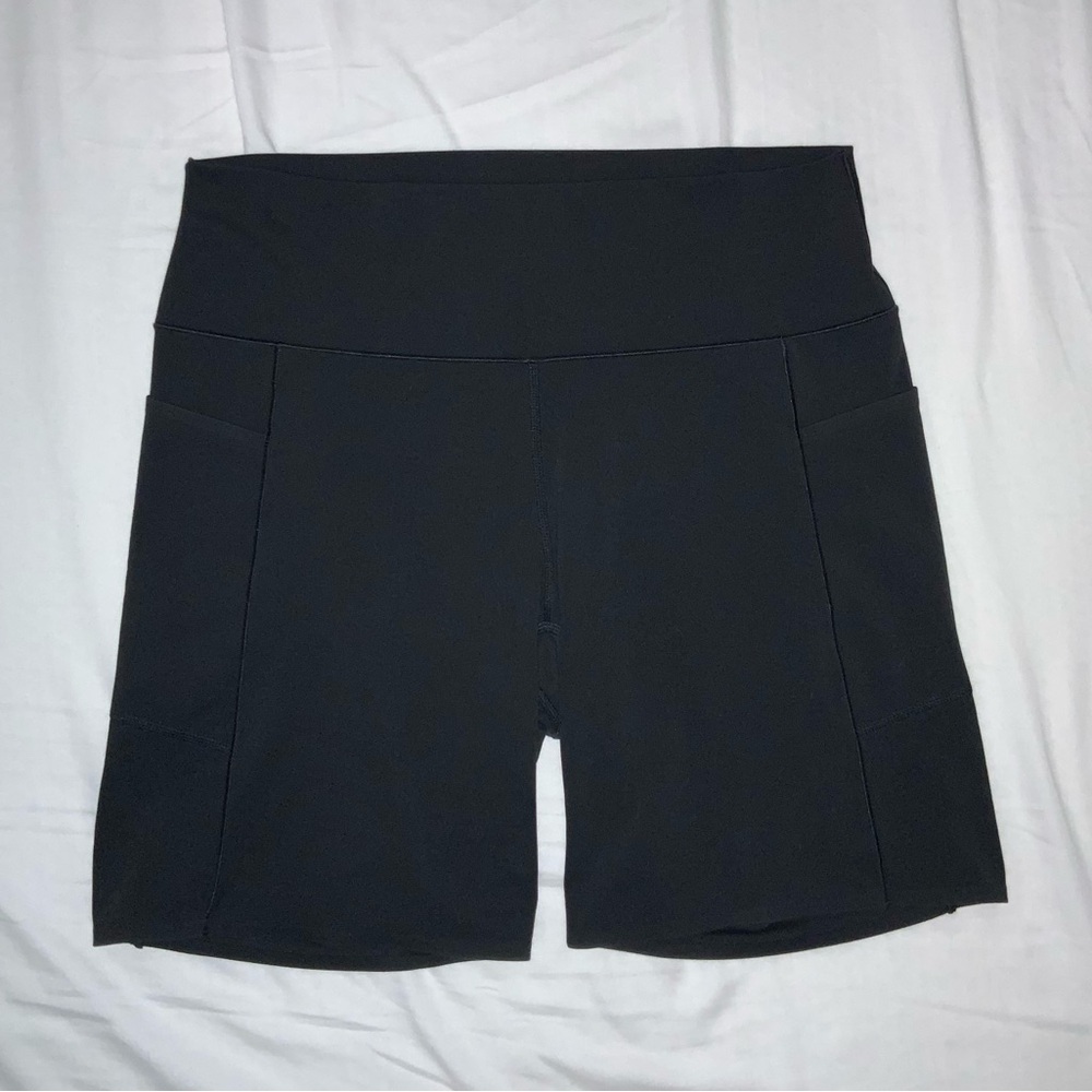 Uniqlo Extra Large Black Biker Shorts